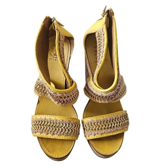 Tory Burch Yellow Leather Lucian Chain Embellished Cork Wedge Sandals Size 7.5 - Picture 2 of 7